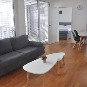 Apartament 4 Beds And - Contactless Check-in